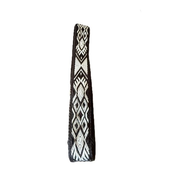 Dylan Caravan Southwestern Woven Adjustable Belt Black & White One Size - Picture 8 of 8